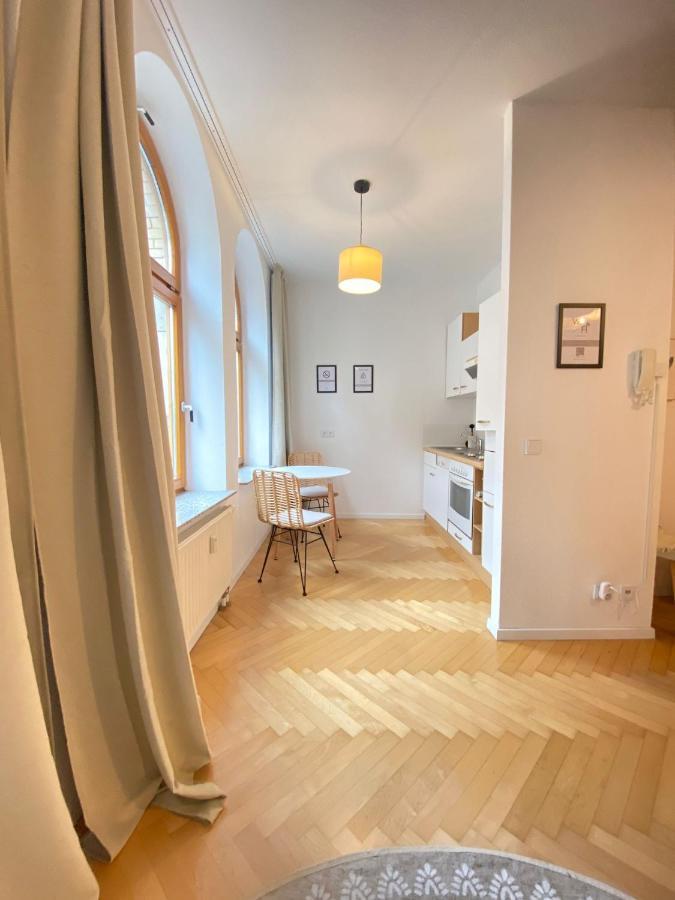 Gemuetliches Apartment I Digitaler Check-In I Hbf Erfurt Buitenkant foto